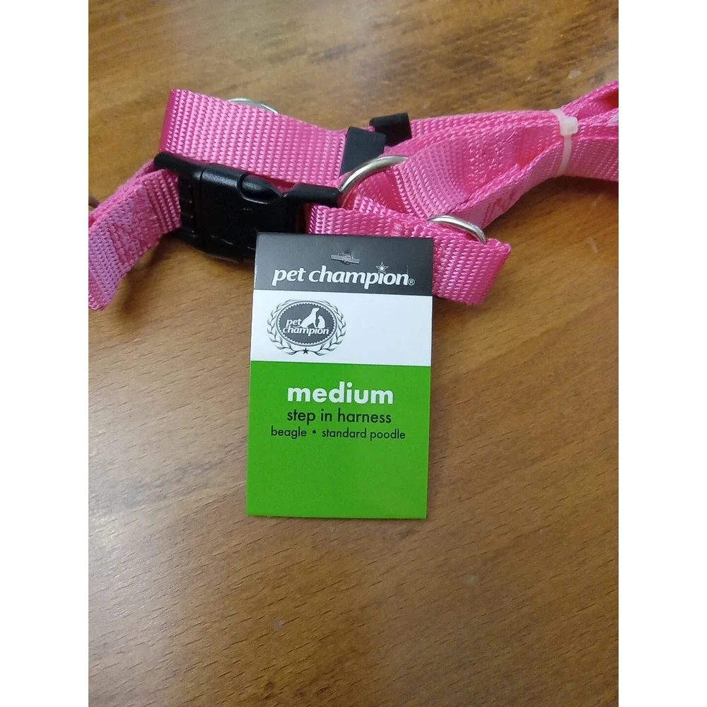 Pet Champion Medium Step in Dog Harness Pink 5/8 in Wide Adjust Girth 14-20 in